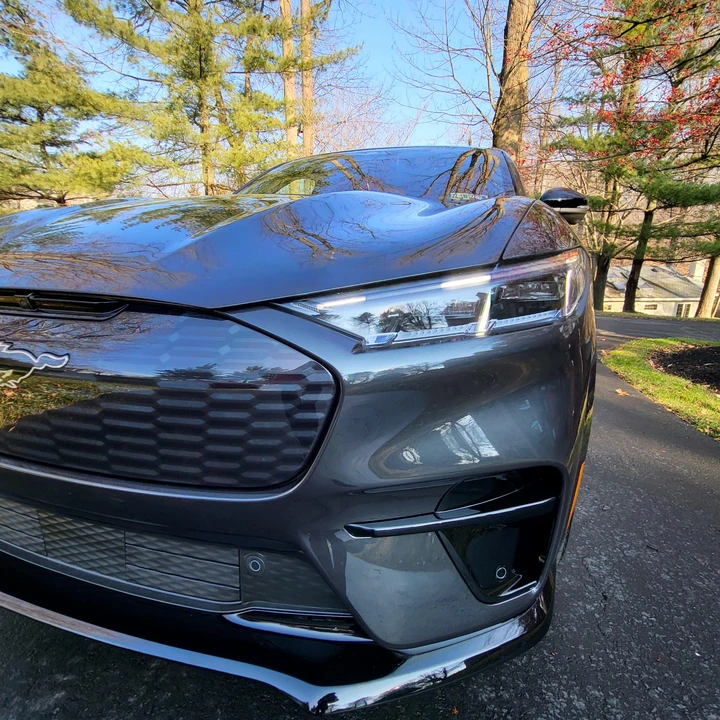 2021 Ford Mustang Mach-E - Image 22 of 31