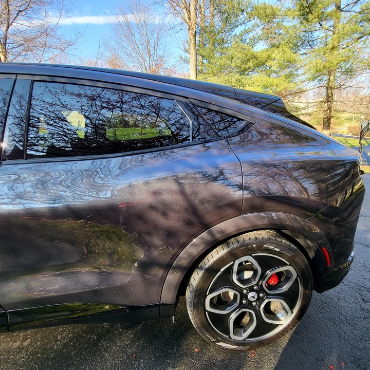 2021 Ford Mustang Mach-E - Image 28 of 31