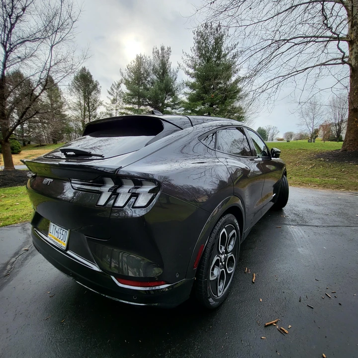 2021 Ford Mustang Mach-E - Image 15 of 31