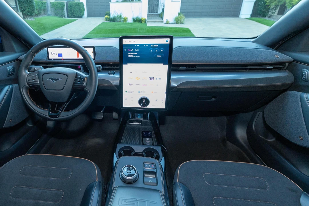 2021 Ford Mustang Mach-E - Image 26 of 27