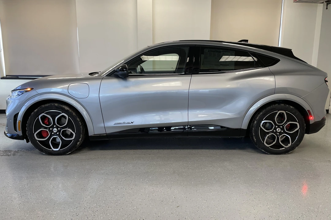 2021 Ford Mustang Mach-E - Image 3 of 31