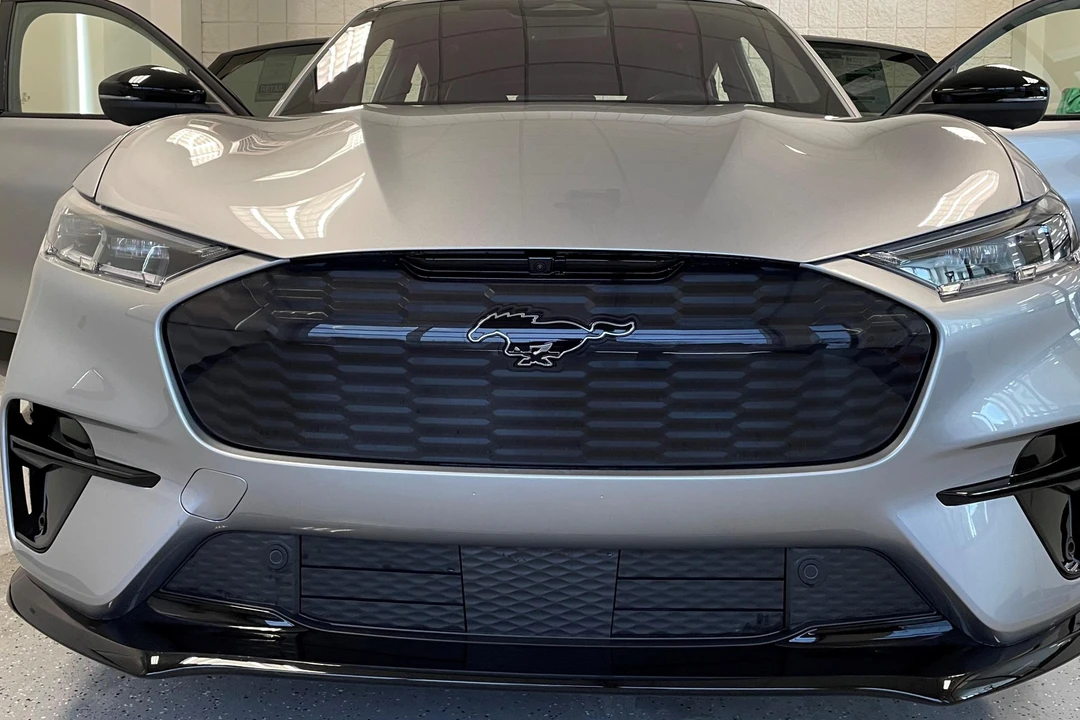 2021 Ford Mustang Mach-E - Image 14 of 31