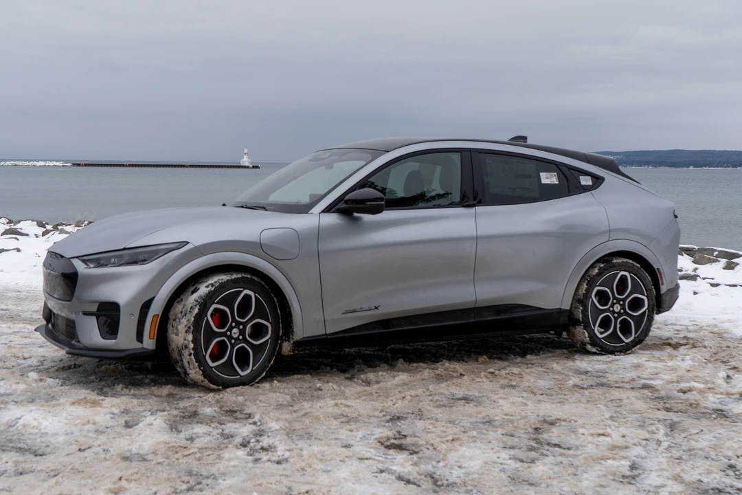 2021 Ford Mustang Mach-E - Image 8 of 31