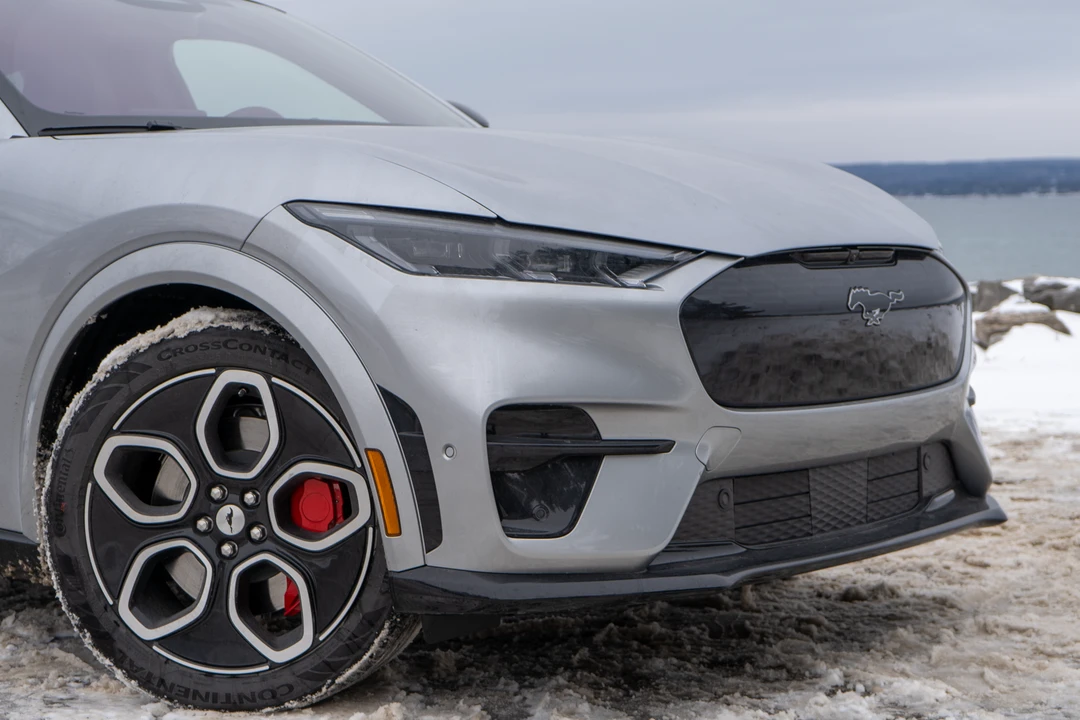 2021 Ford Mustang Mach-E - Image 13 of 31