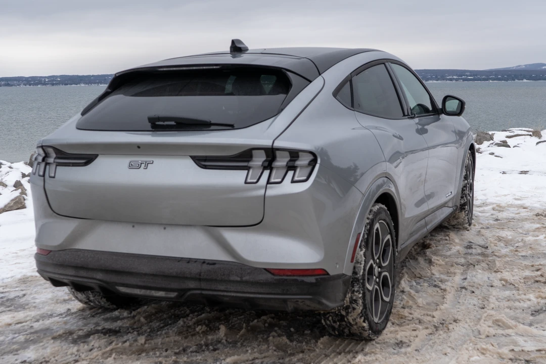 2021 Ford Mustang Mach-E - Image 10 of 31