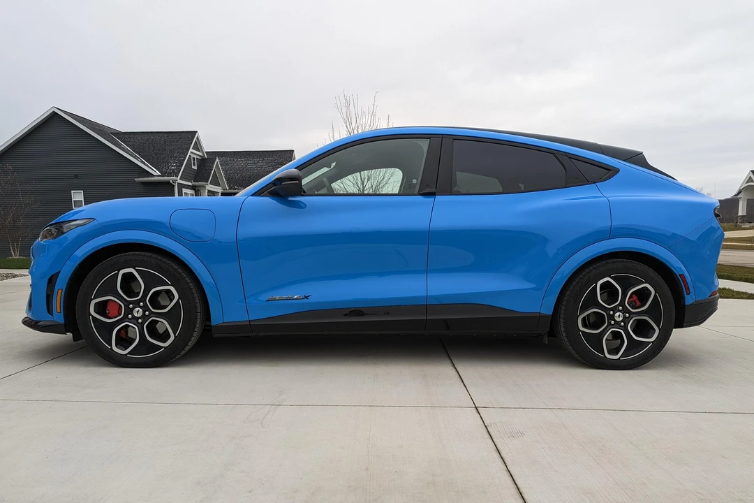2021 Ford Mustang Mach-E - Image 3 of 31