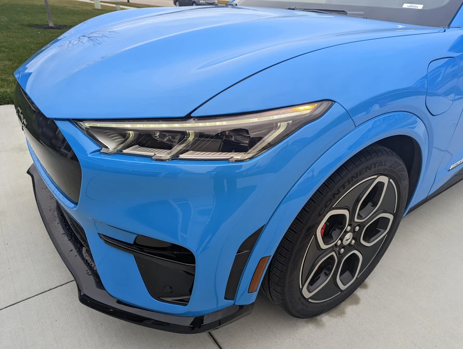 2021 Ford Mustang Mach-E - Image 25 of 31
