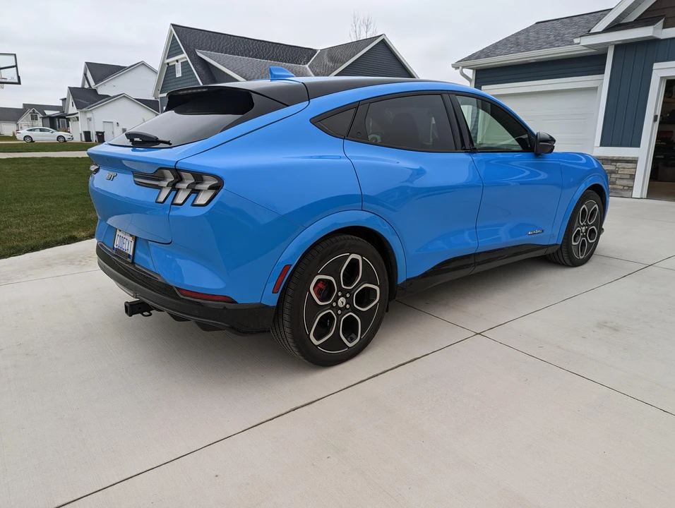 2021 Ford Mustang Mach-E - Image 17 of 31