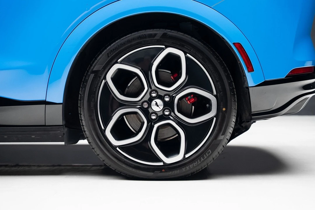2021 Ford Mustang Mach-E - Image 20 of 21