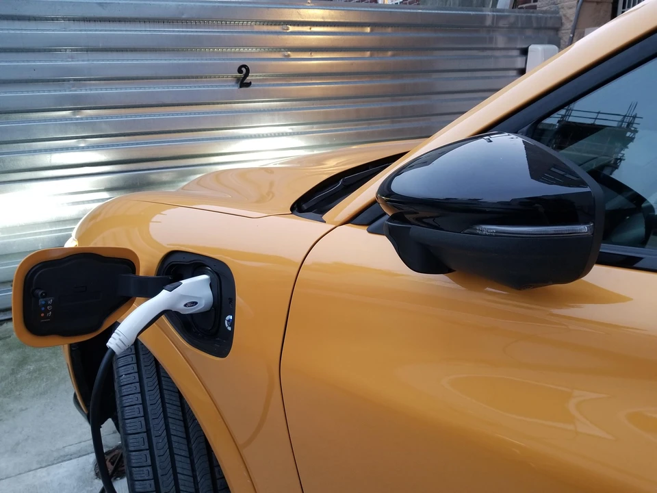 2021 Ford Mustang Mach-E - Image 21 of 31
