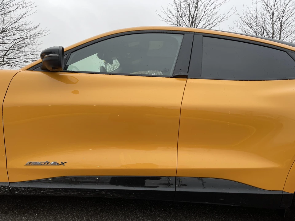 2021 Ford Mustang Mach-E - Image 22 of 31