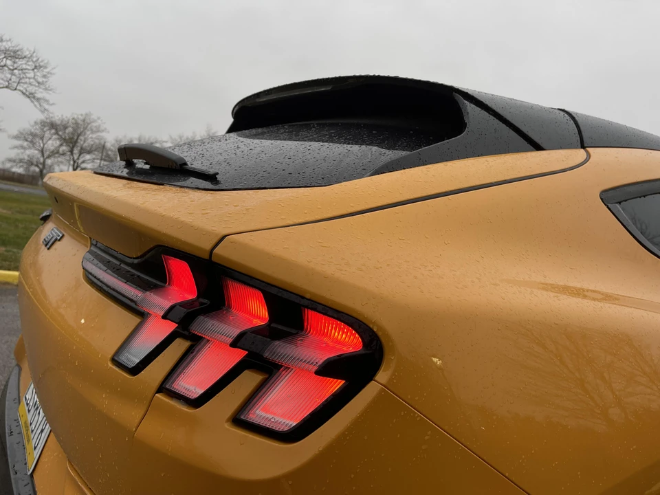 2021 Ford Mustang Mach-E - Image 29 of 31