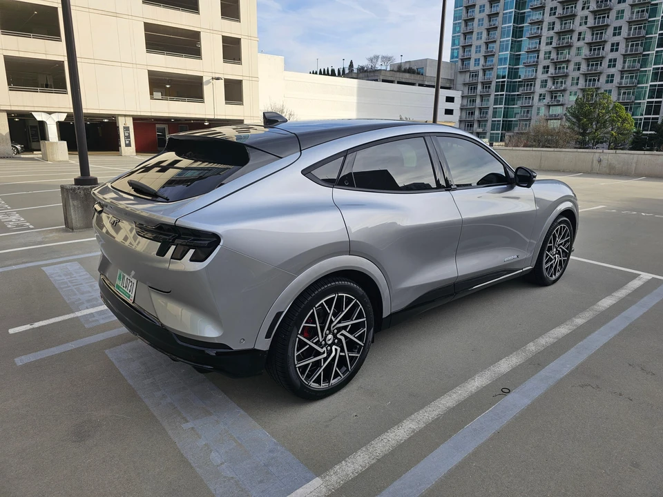 2021 Ford Mustang Mach-E - Image 8 of 31