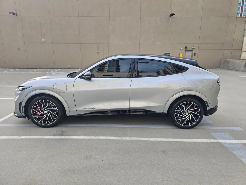 2021 Ford Mustang Mach-E - Image 6 of 31