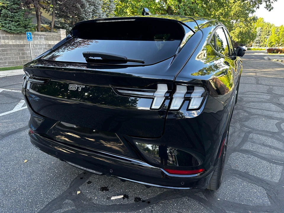 2021 Ford Mustang Mach-E - Image 21 of 31