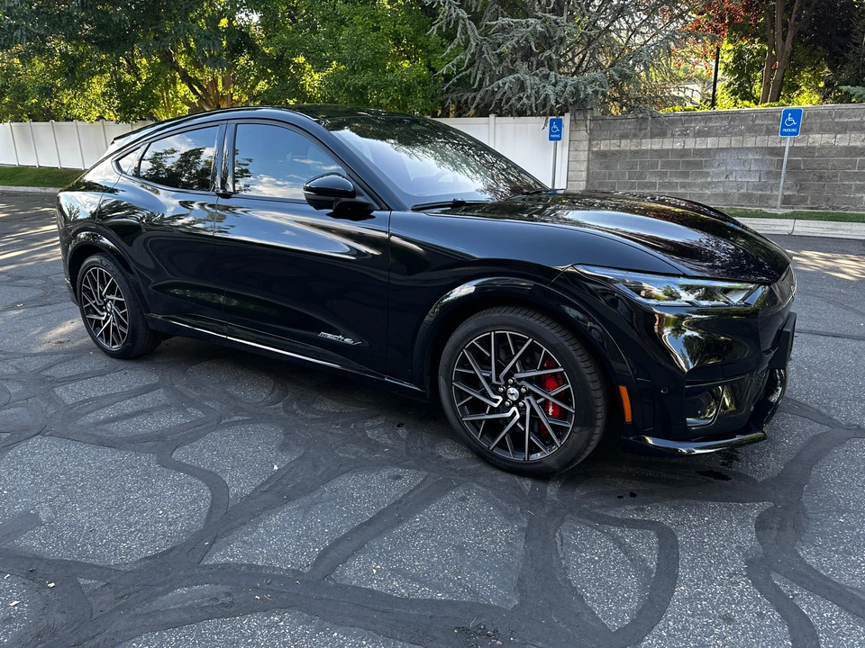 2021 Ford Mustang Mach-E - Image 30 of 31