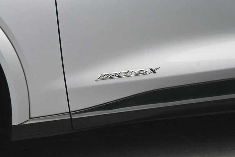 2021 Ford Mustang Mach-E - Image 3 of 20