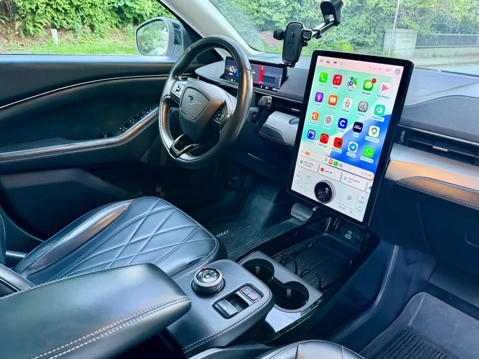 2021 Ford Mustang Mach-E - Image 19 of 20
