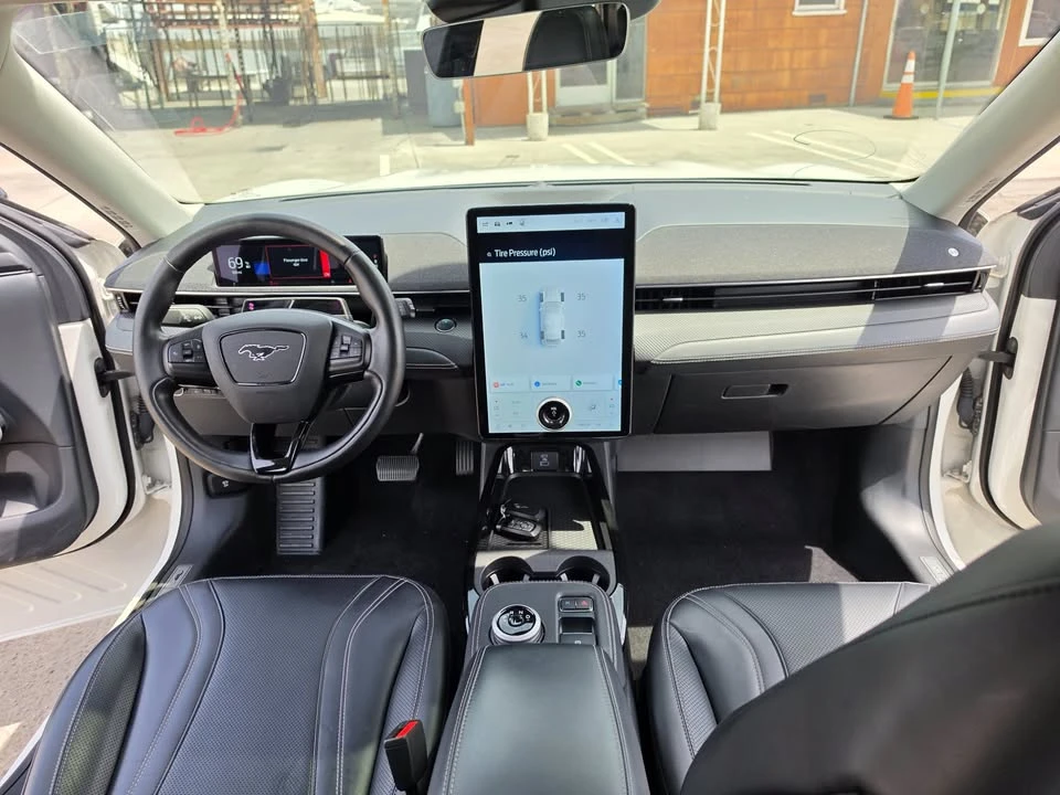 2021 Ford Mustang Mach-E - Image 15 of 20
