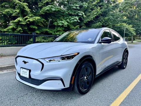 2021 Ford Mustang Mach-E California Route 1 Edition