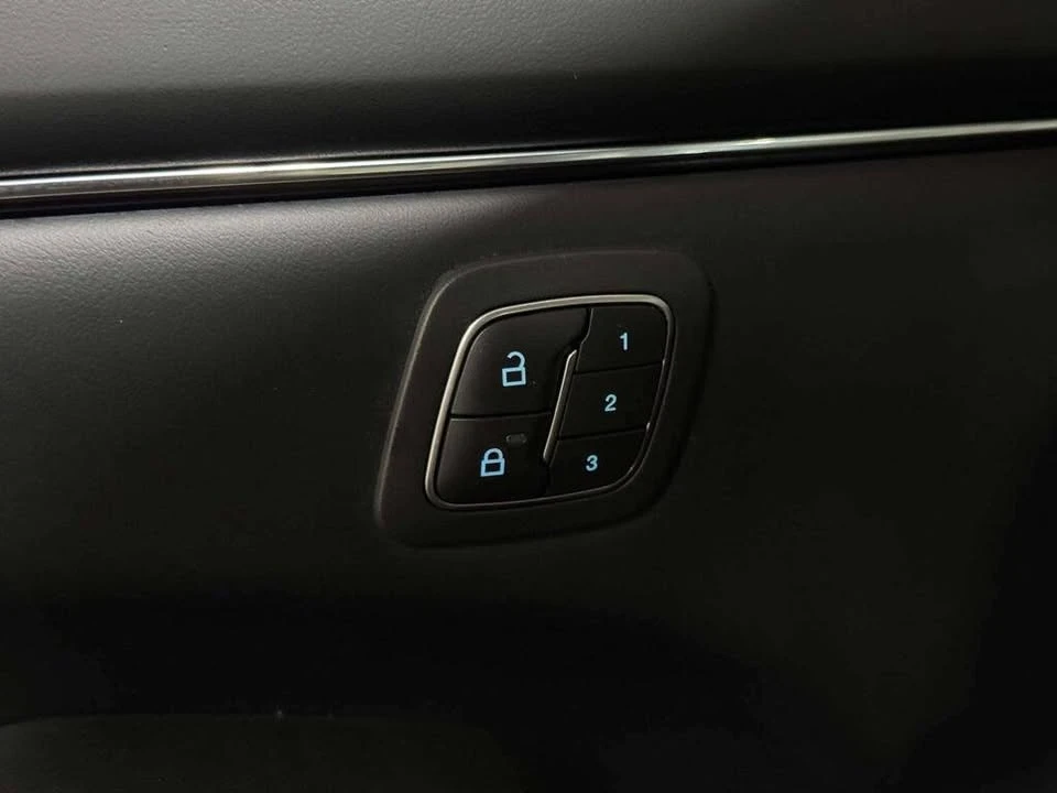 2021 Ford Mustang Mach-E - Image 19 of 20