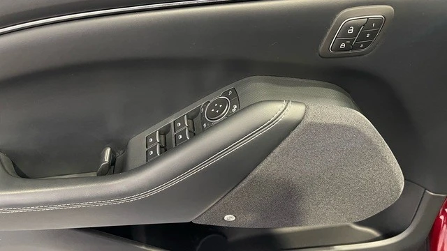 2021 Ford Mustang Mach-E - Image 26 of 31