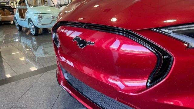 2021 Ford Mustang Mach-E - Image 11 of 31