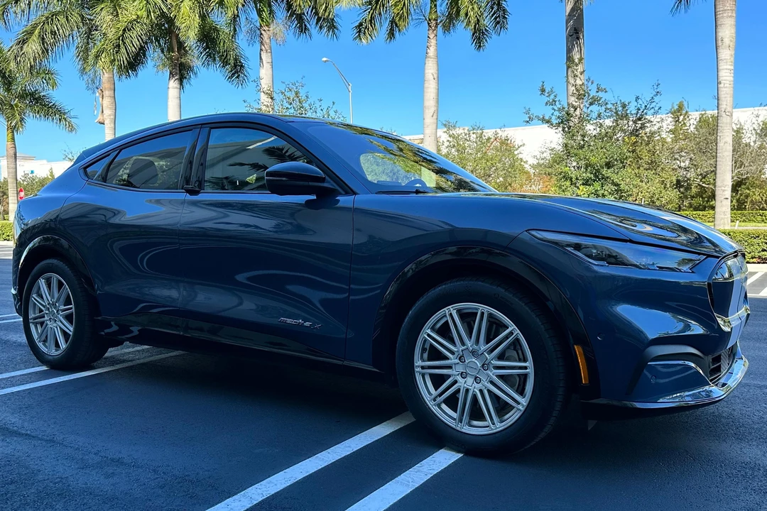 2021 Ford Mustang Mach-E - Image 3 of 31