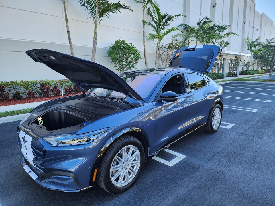 2021 Ford Mustang Mach-E - Image 23 of 31