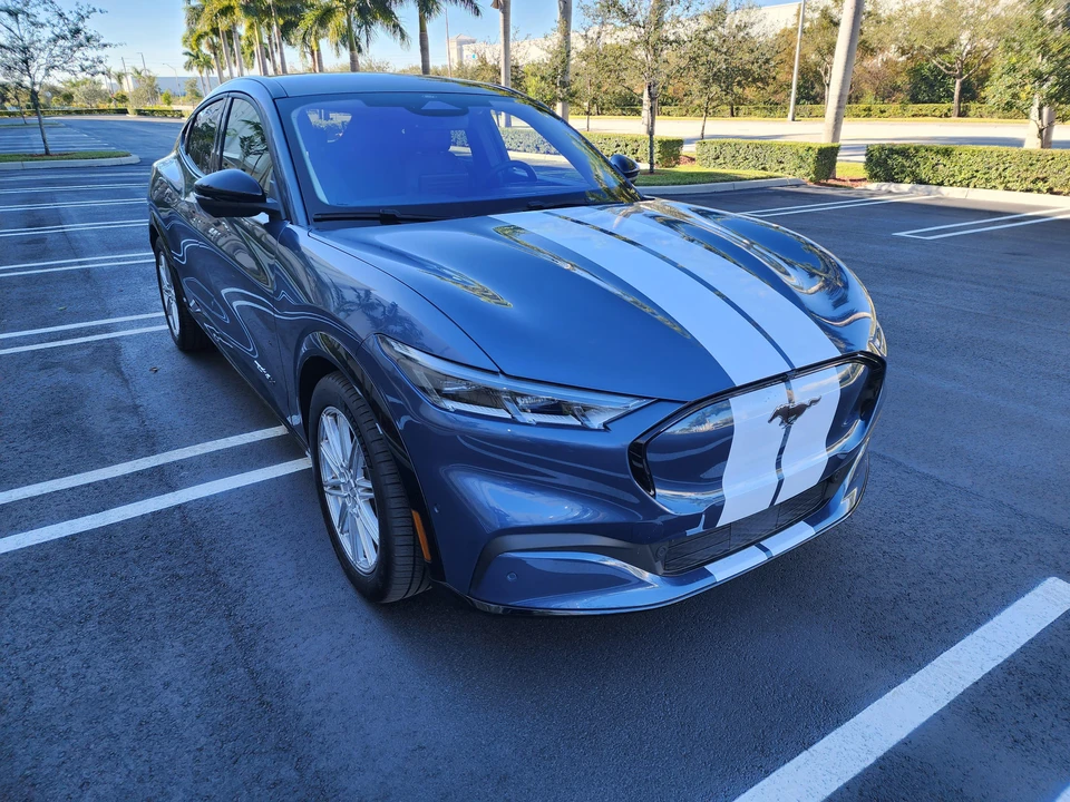2021 Ford Mustang Mach-E - Image 20 of 31