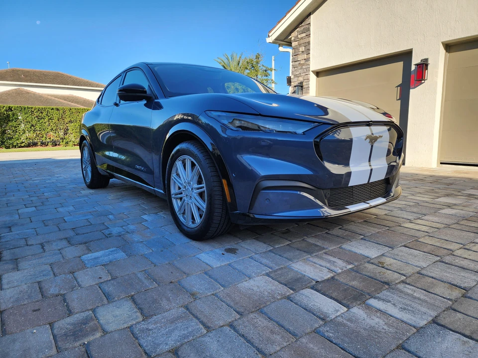 2021 Ford Mustang Mach-E - Image 18 of 31