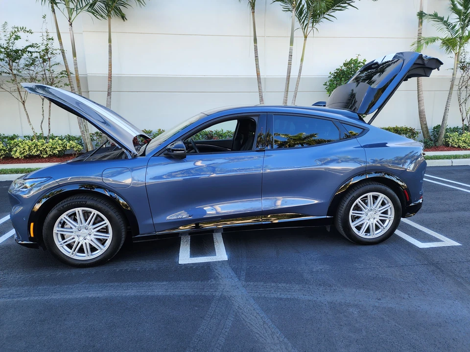 2021 Ford Mustang Mach-E - Image 24 of 31