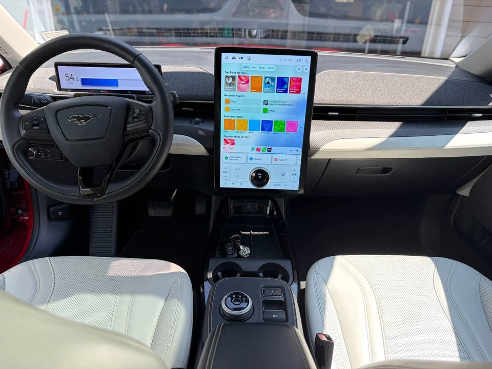2021 Ford Mustang Mach-E - Image 2 of 11