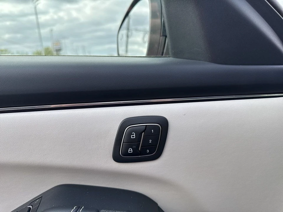 2021 Ford Mustang Mach-E - Image 12 of 21