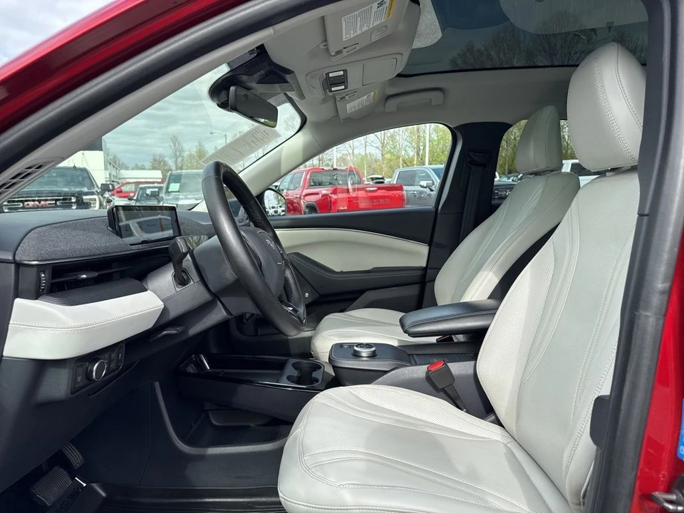 2021 Ford Mustang Mach-E - Image 9 of 21