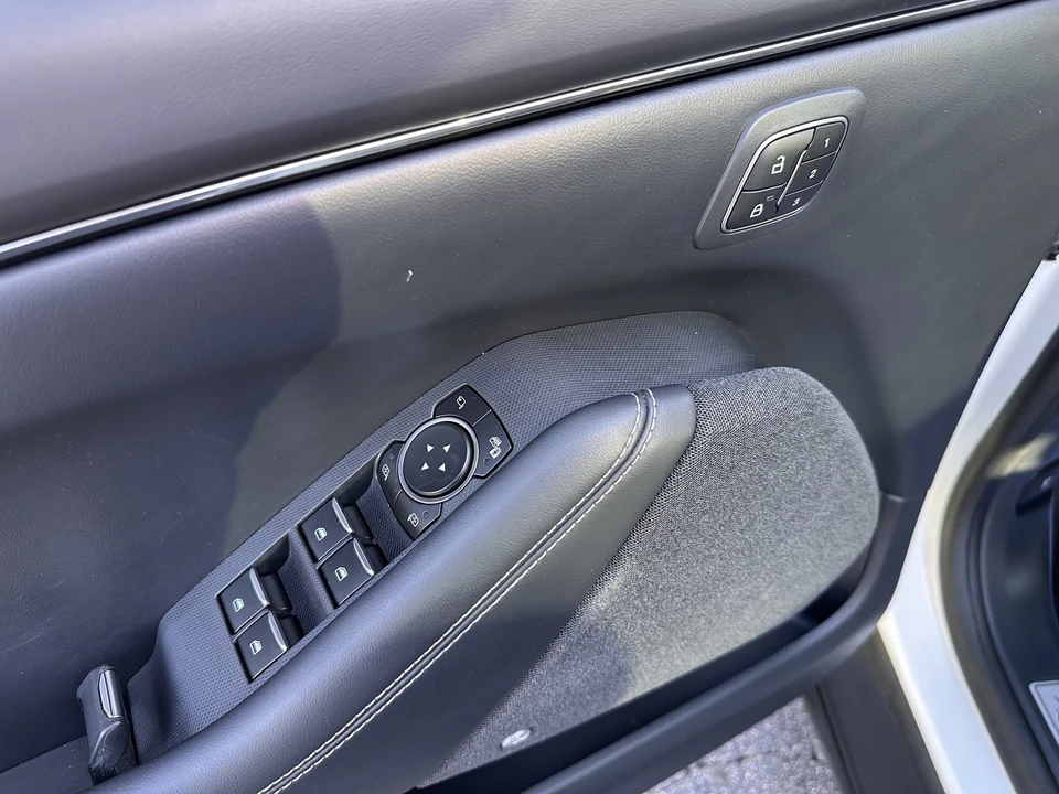 2021 Ford Mustang Mach-E - Image 17 of 30