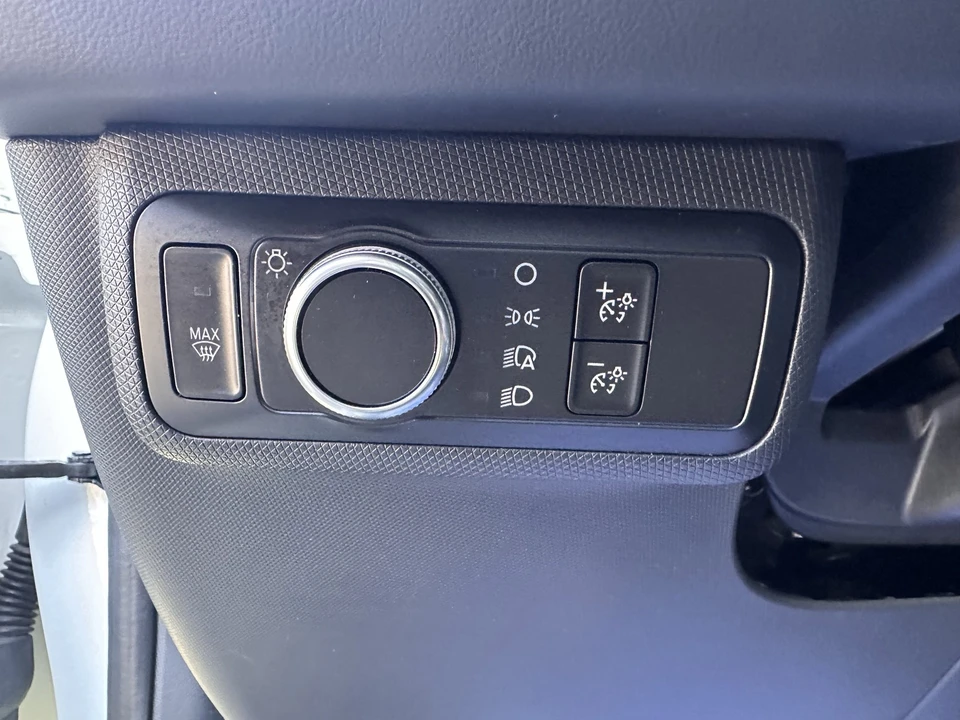 2021 Ford Mustang Mach-E - Image 18 of 30