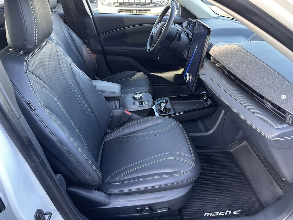 2021 Ford Mustang Mach-E - Image 13 of 30