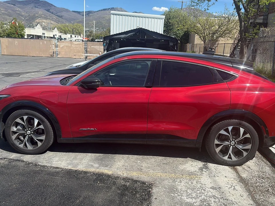 2021 Ford Mustang Mach-E - Image 3 of 8