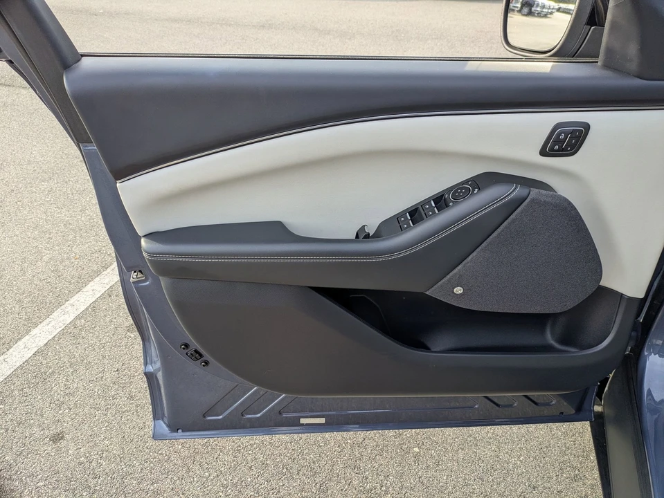 2021 Ford Mustang Mach-E - Image 16 of 21