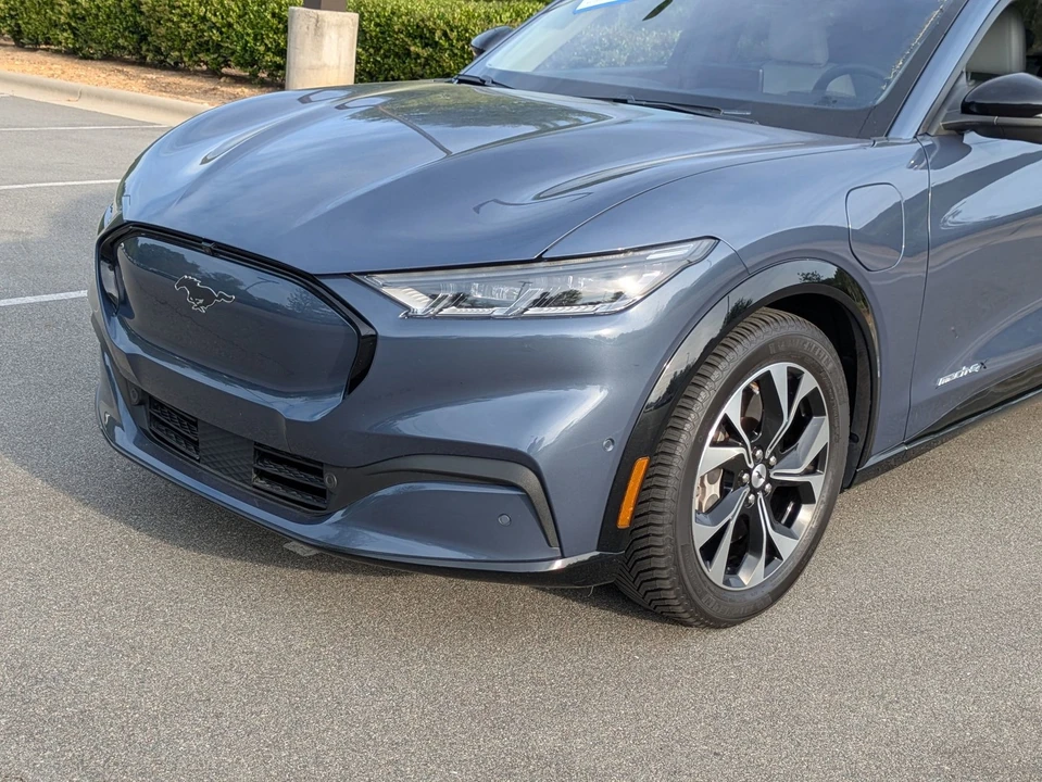 2021 Ford Mustang Mach-E - Image 10 of 21