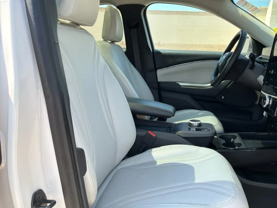 2021 Ford Mustang Mach-E - Image 16 of 18