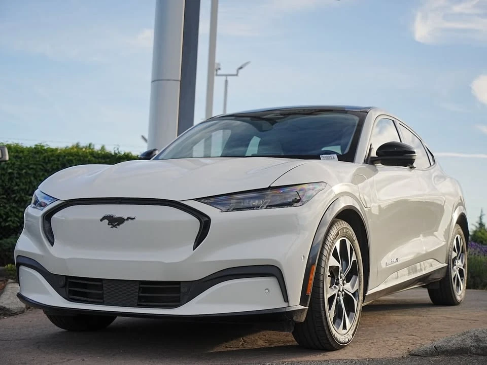 2021 Ford Mustang Mach-E - Image 2 of 20