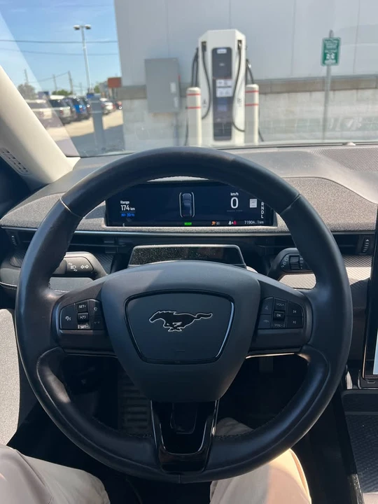 2021 Ford Mustang Mach-E - Image 10 of 17