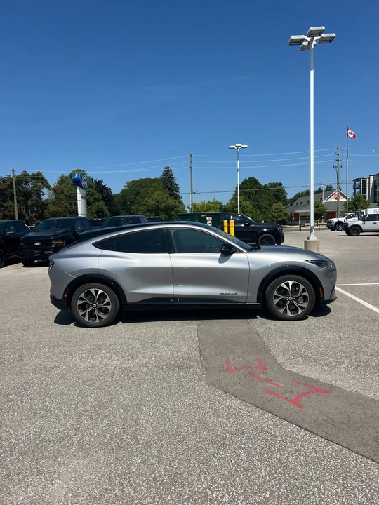 2021 Ford Mustang Mach-E - Image 4 of 17
