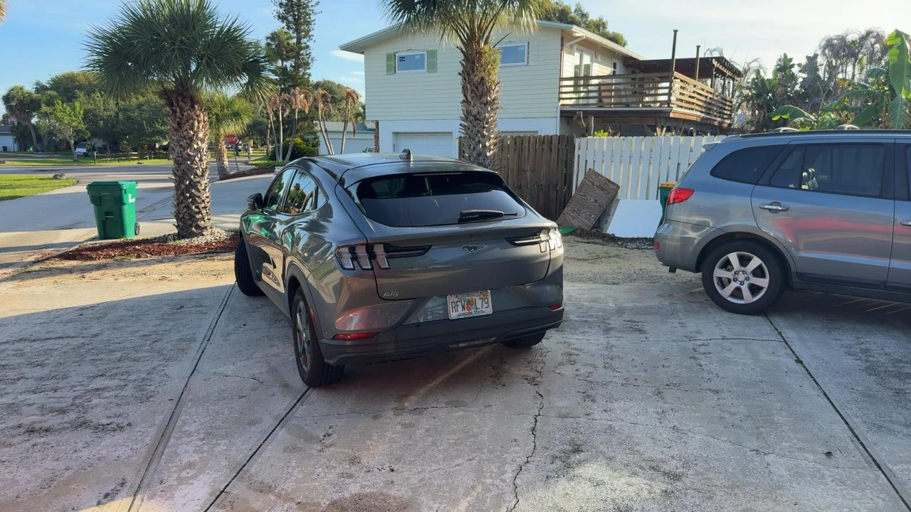 2021 Ford Mustang Mach-E - Image 4 of 4