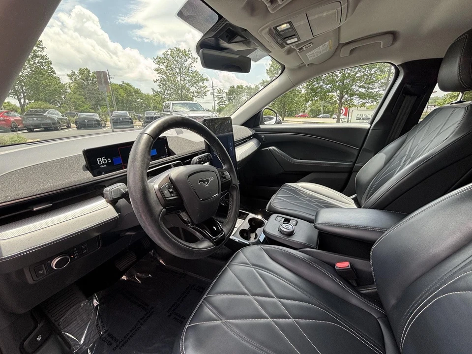 2021 Ford Mustang Mach-E - Image 27 of 29