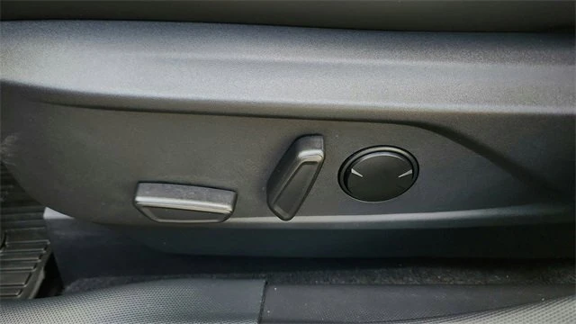 2021 Ford Mustang Mach-E - Image 18 of 20