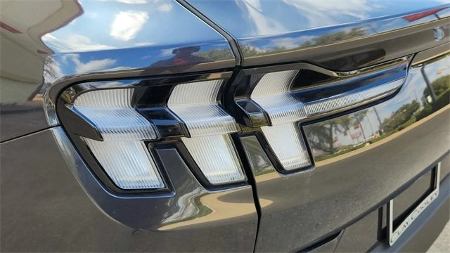 2021 Ford Mustang Mach-E - Image 11 of 20