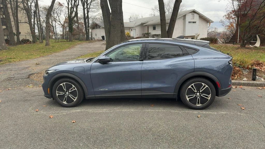 2021 Ford Mustang Mach-E - Image 2 of 11